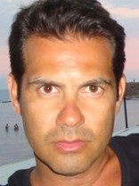 Person who looks like Lorenzo Lamas