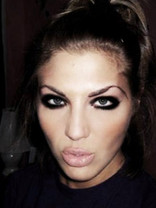 Person who looks like Kim Kardashian