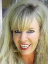 Person who looks like Heather Locklear