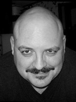 Person who looks like Howie Mandel