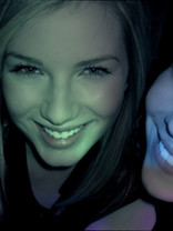 Person who looks like Taylor Swift