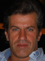 Person who looks like Carlos Bernard