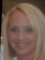 Person who looks like Sarah Chalke