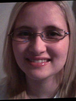 Person who looks like Emily Osment