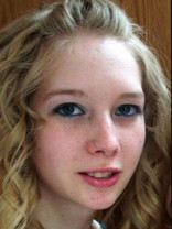 Person who looks like Taylor Swift