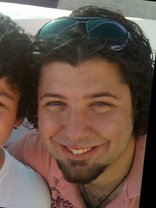 Person who looks like Benicio Del Toro