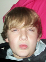 Person who looks like Jonathan Lipnicki