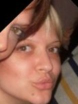 Person who looks like Kari Wuhrer