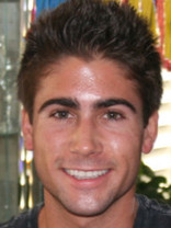 Person who looks like Jake Gyllenhaal