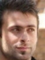 Person who looks like Gael García Bernal