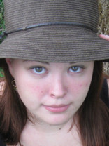 Person who looks like Renee Olstead