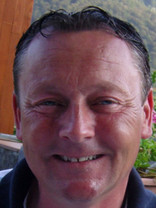 Person who looks like David Keith