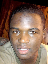 Person who looks like Sean Patrick Thomas