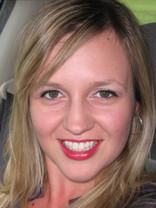 Person who looks like Julie Benz