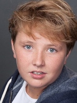 Person who looks like Rory Culkin