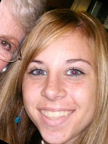 Person who looks like Lizzy Caplan