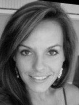 Person who looks like Eva LaRue