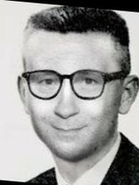 Person who looks like Woody Allen