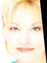 Person who looks like Faith Hill