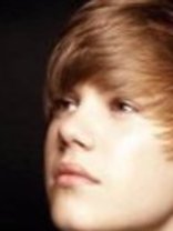 Person who looks like Justin Bieber