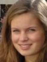 Person who looks like Jules Asner