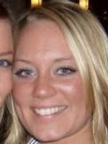 Person who looks like Elizabeth Banks