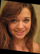 Person who looks like Lindsay Lohan