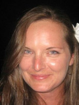 Person who looks like Carolyn Murphy