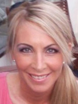 Person who looks like Lisa Kudrow