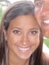 Person who looks like Shannon Elizabeth