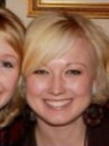 Person who looks like Teri Polo