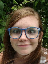 Person who looks like Linda Cardellini