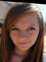 Person who looks like Cheryl Tiegs