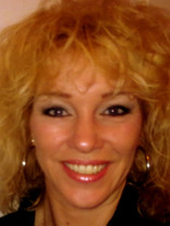 Person who looks like Susan Lucci