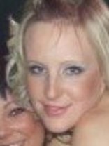 Person who looks like Ashlee Simpson