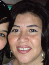 Person who looks like Gloria Trevi