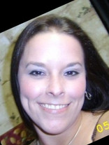 Person who looks like Holly Marie Combs