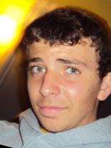 Person who looks like Jonathan Tucker