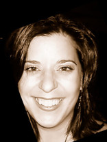 Person who looks like Perrey Reeves