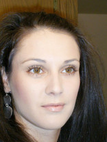 Person who looks like Julie Ann Emery