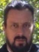 Person who looks like David Denman