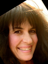 Person who looks like Julia Ormond