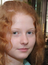 Person who looks like Lauren Ambrose