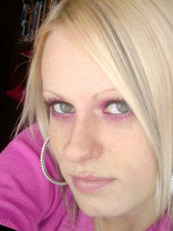 Person who looks like Taylor Swift