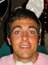 Person who looks like Zachary Levi