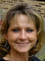 Person who looks like Reba McEntire