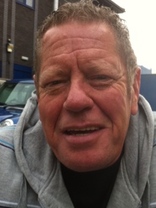 Person who looks like James Caan