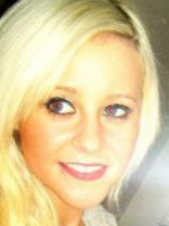 Person who looks like Christina Aguilera