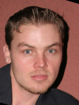 Person who looks like Leonardo DiCaprio