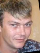 Person who looks like Justin Bruening